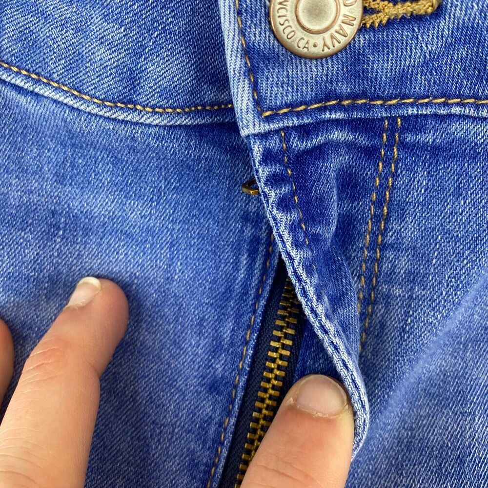 Old Navy Women's Rockstar Super Skinny Jeans Size 2 Stretch Medium Wash Mid Rise - Picture 4 of 7